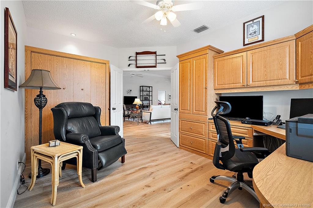 3501 SE Putnam Ct