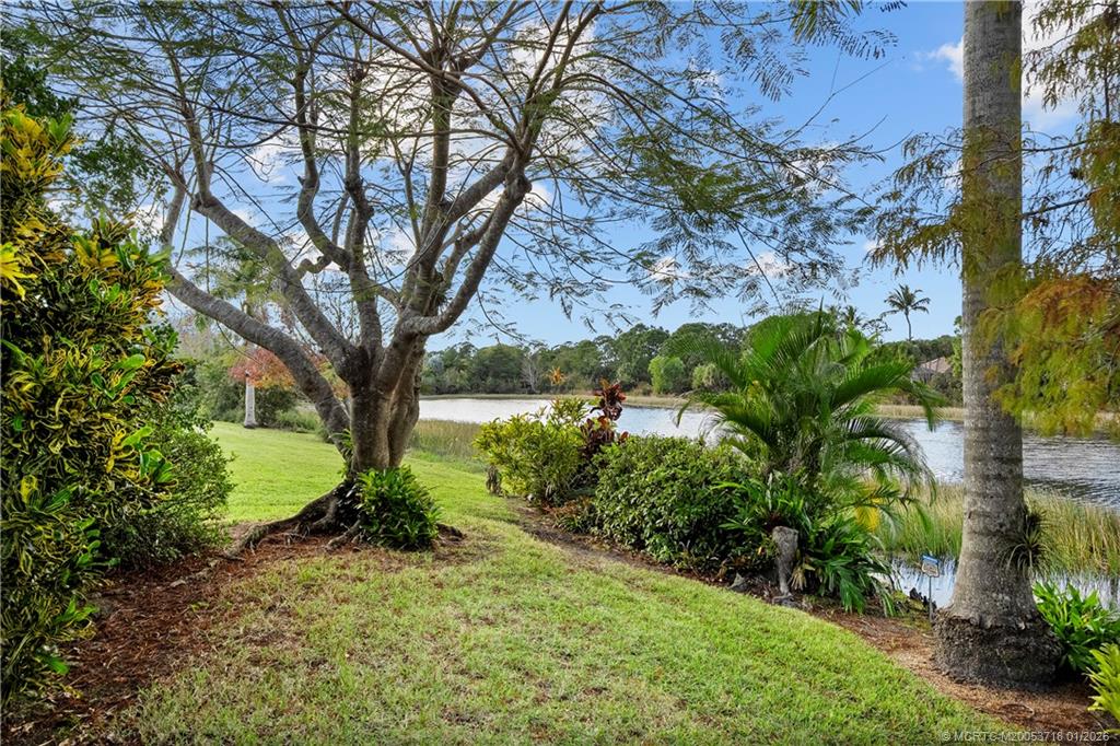 2269 SW Dove Canyon Way