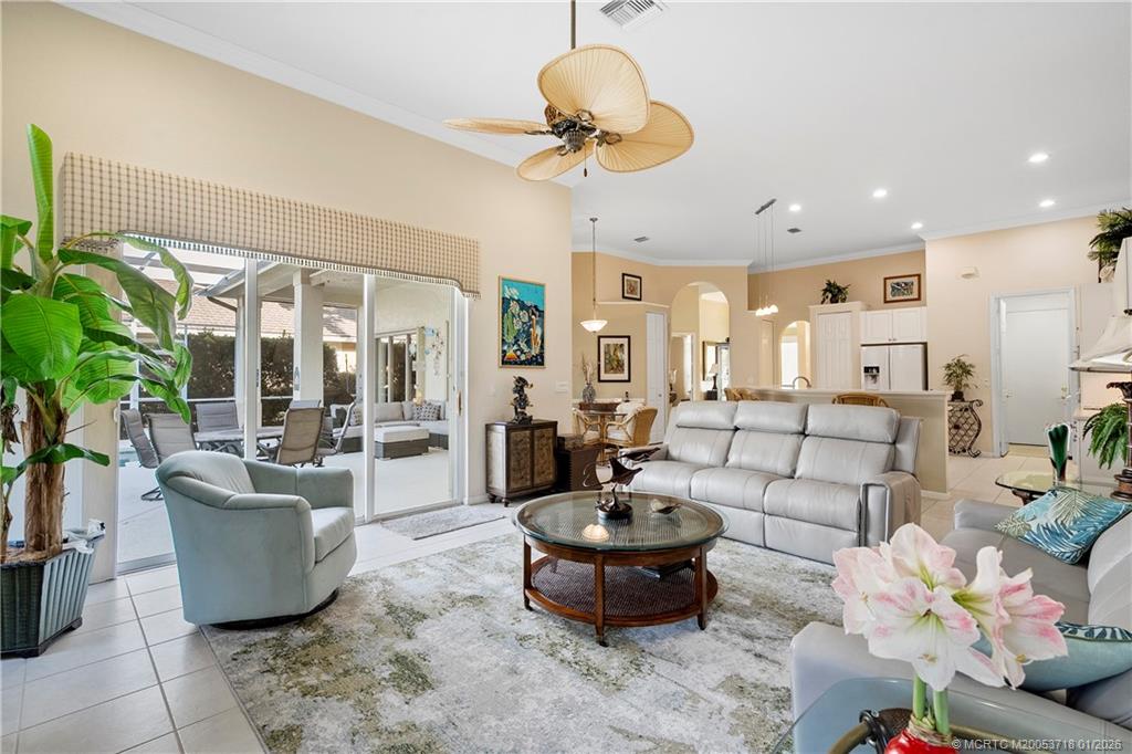 2269 SW Dove Canyon Way