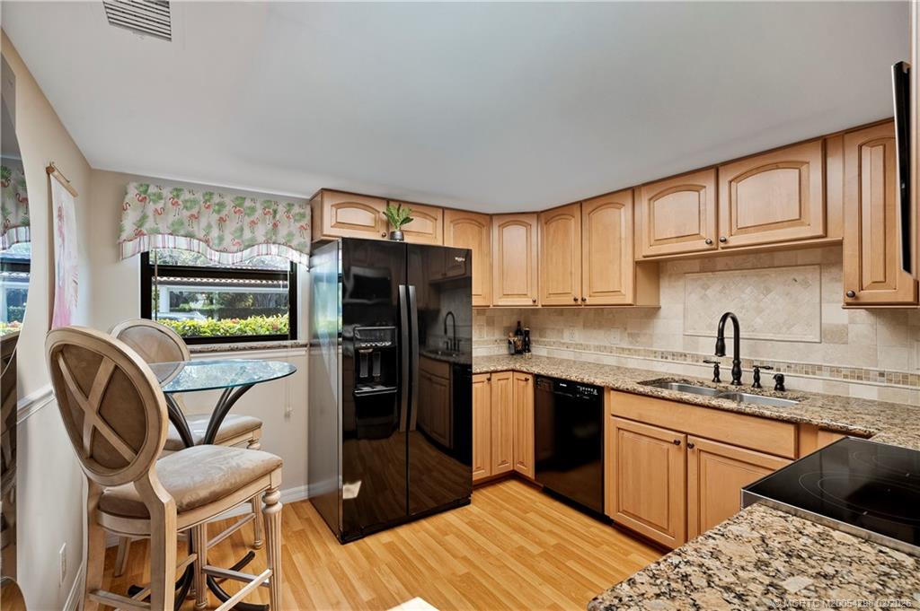 6001 SE Landing Way 4