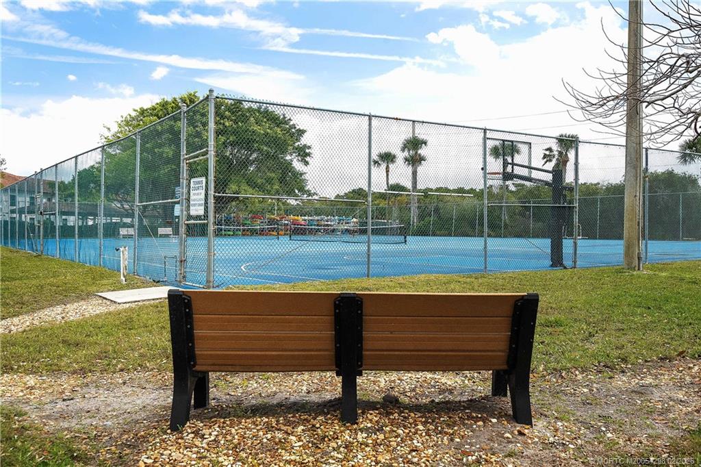 6001 SE Landing Way 4