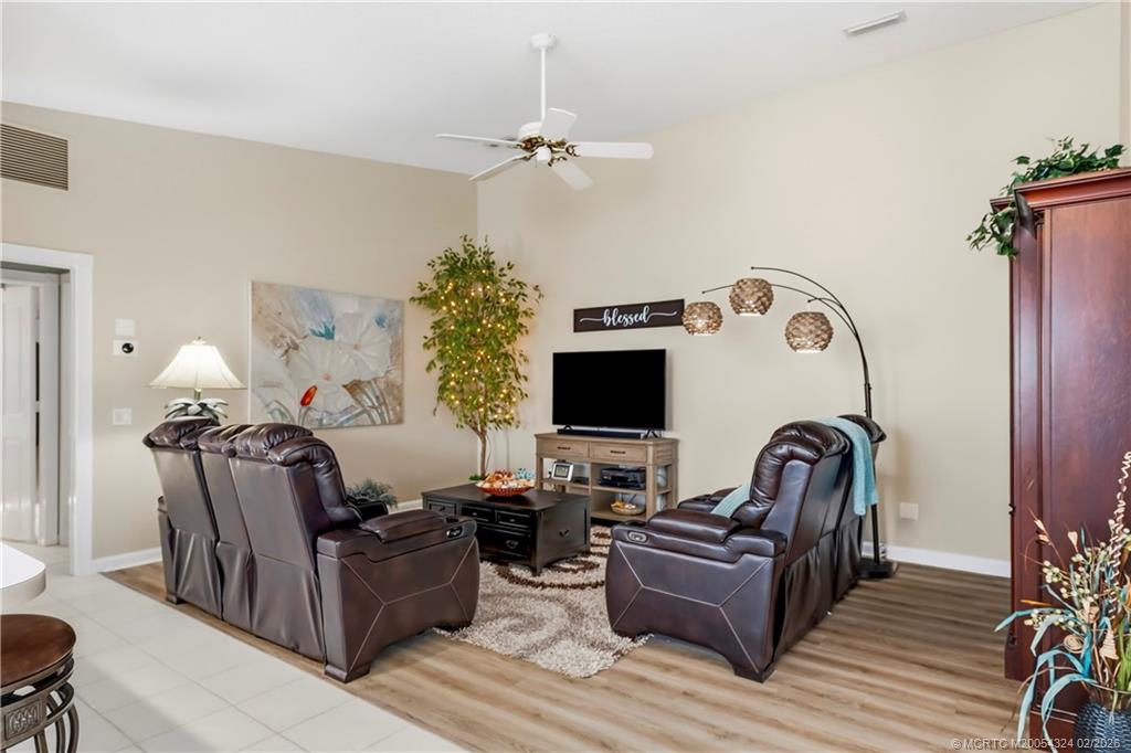 1705 SW Waterfall Blvd