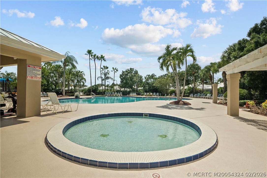 1705 SW Waterfall Blvd
