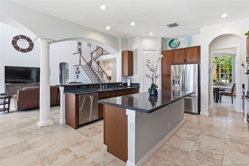 4811 SW Long Bay Drive