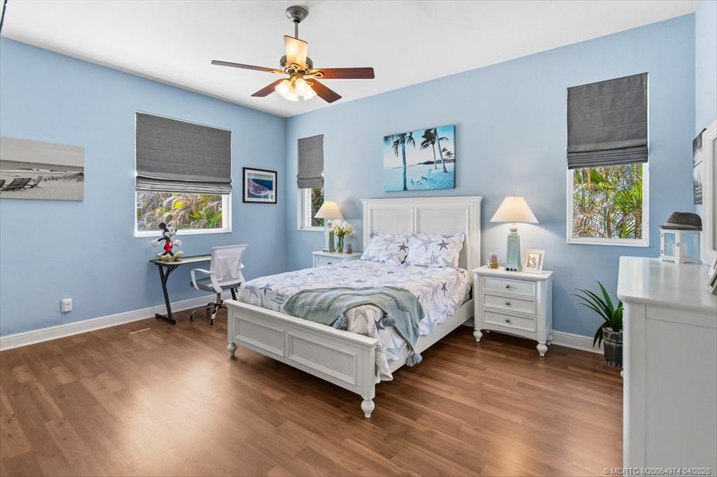 4811 SW Long Bay Drive