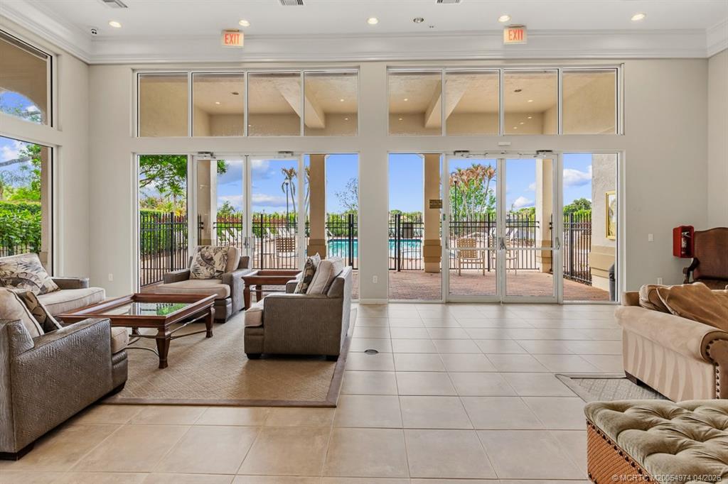 4811 SW Long Bay Drive