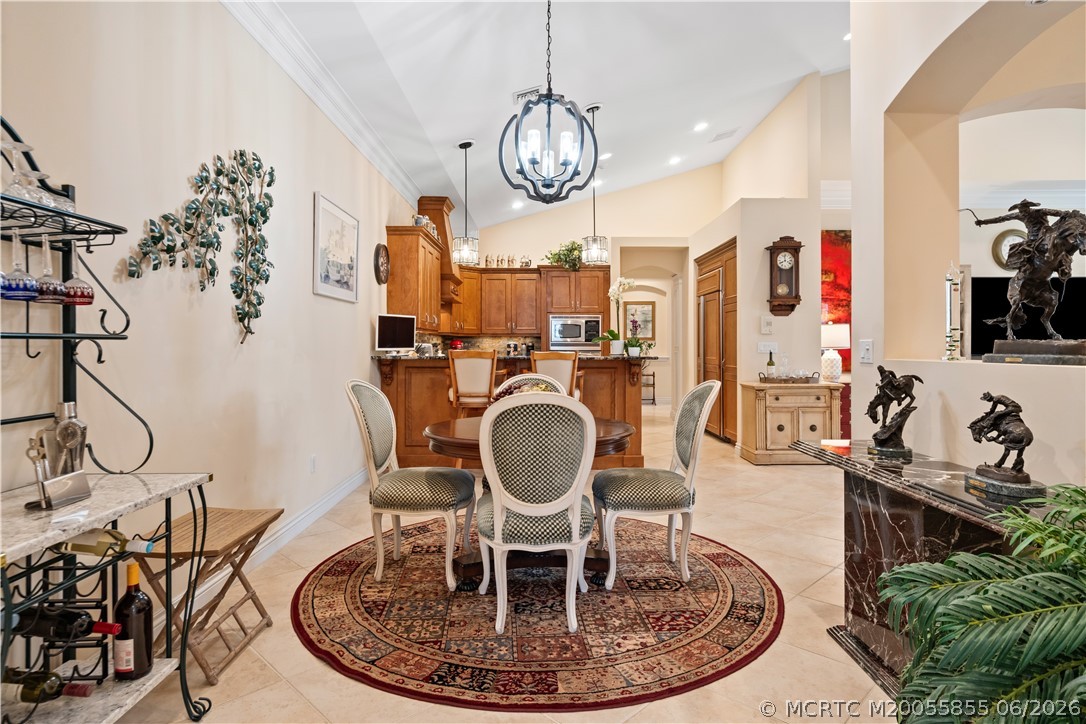 939 SE Willoughby Trace 4-5