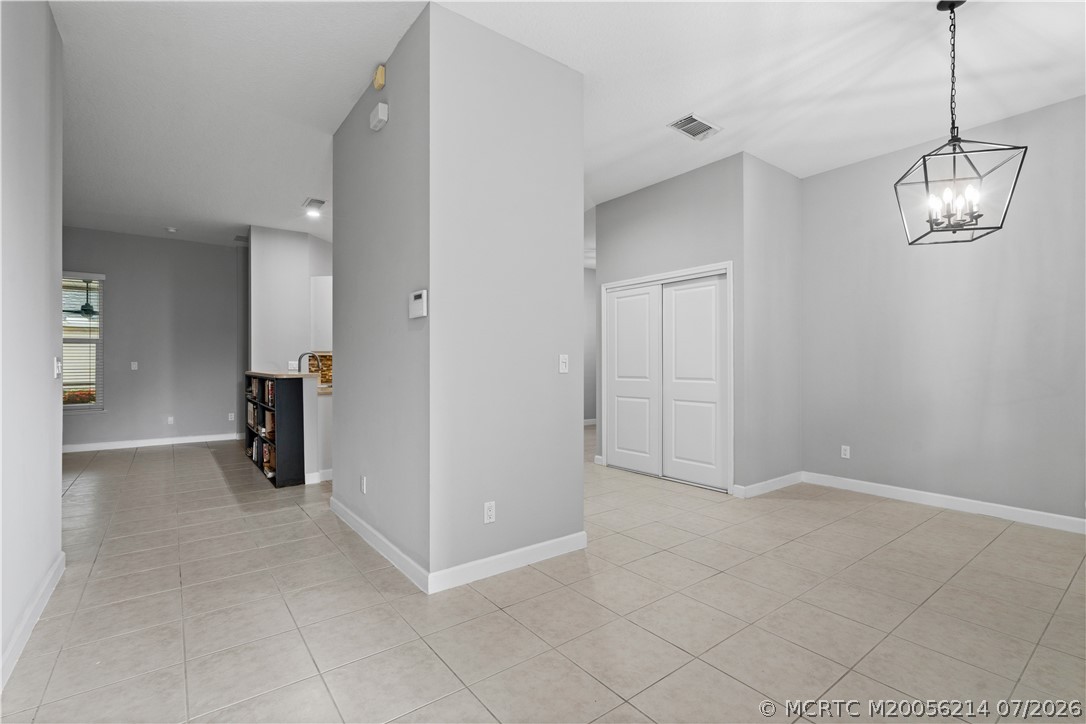 10582 SW Westlawn Blvd