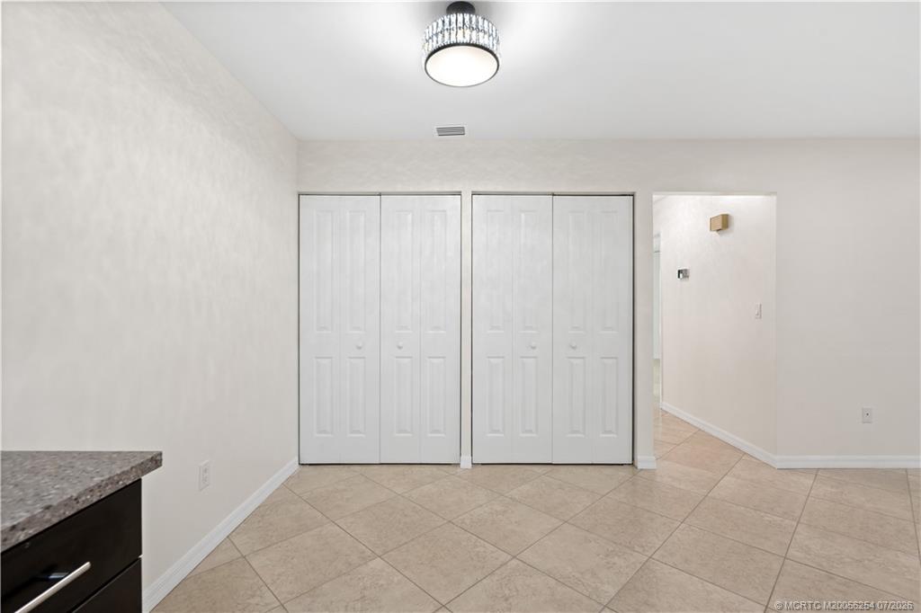 4056 NW Cinnamon Tree Circle