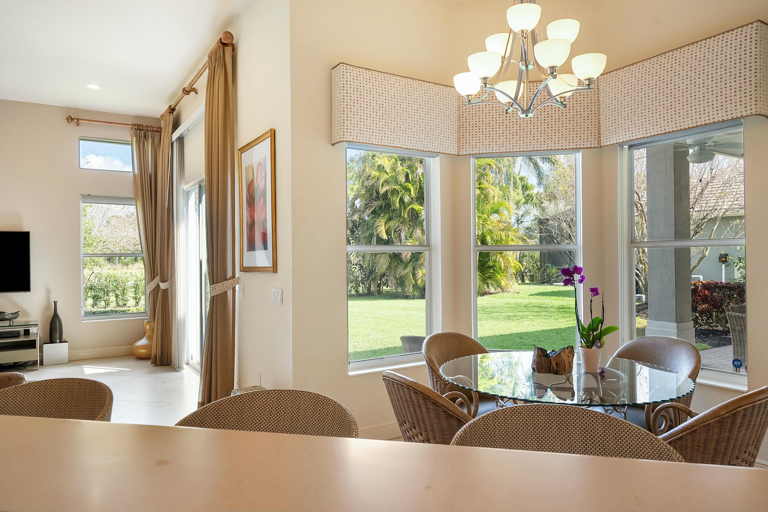 4404 SW La Paloma Drive