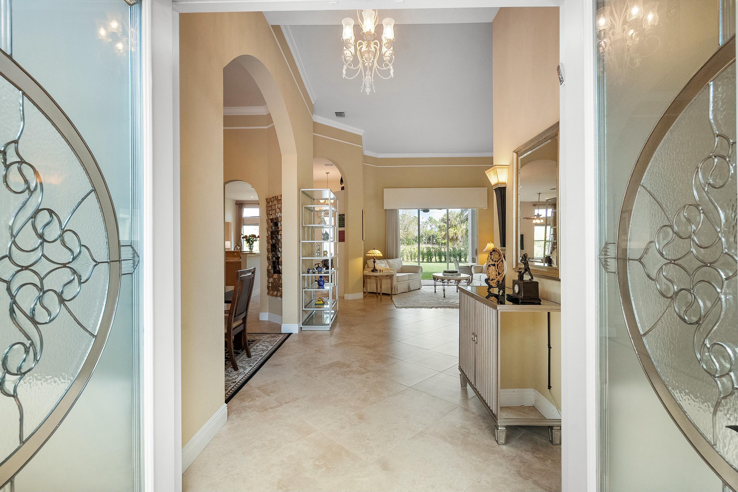 4404 SW La Paloma Drive