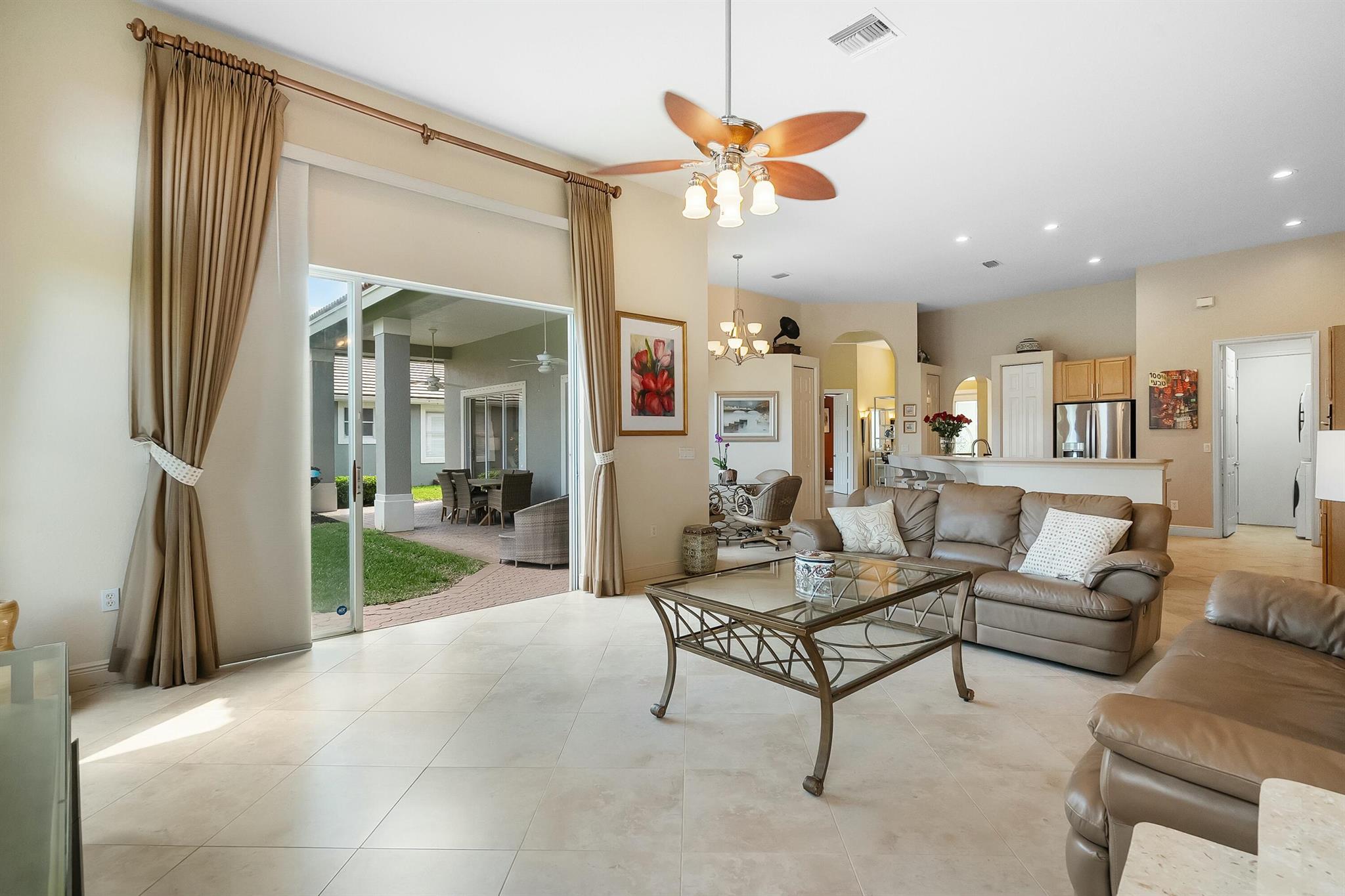 4404 SW La Paloma Drive