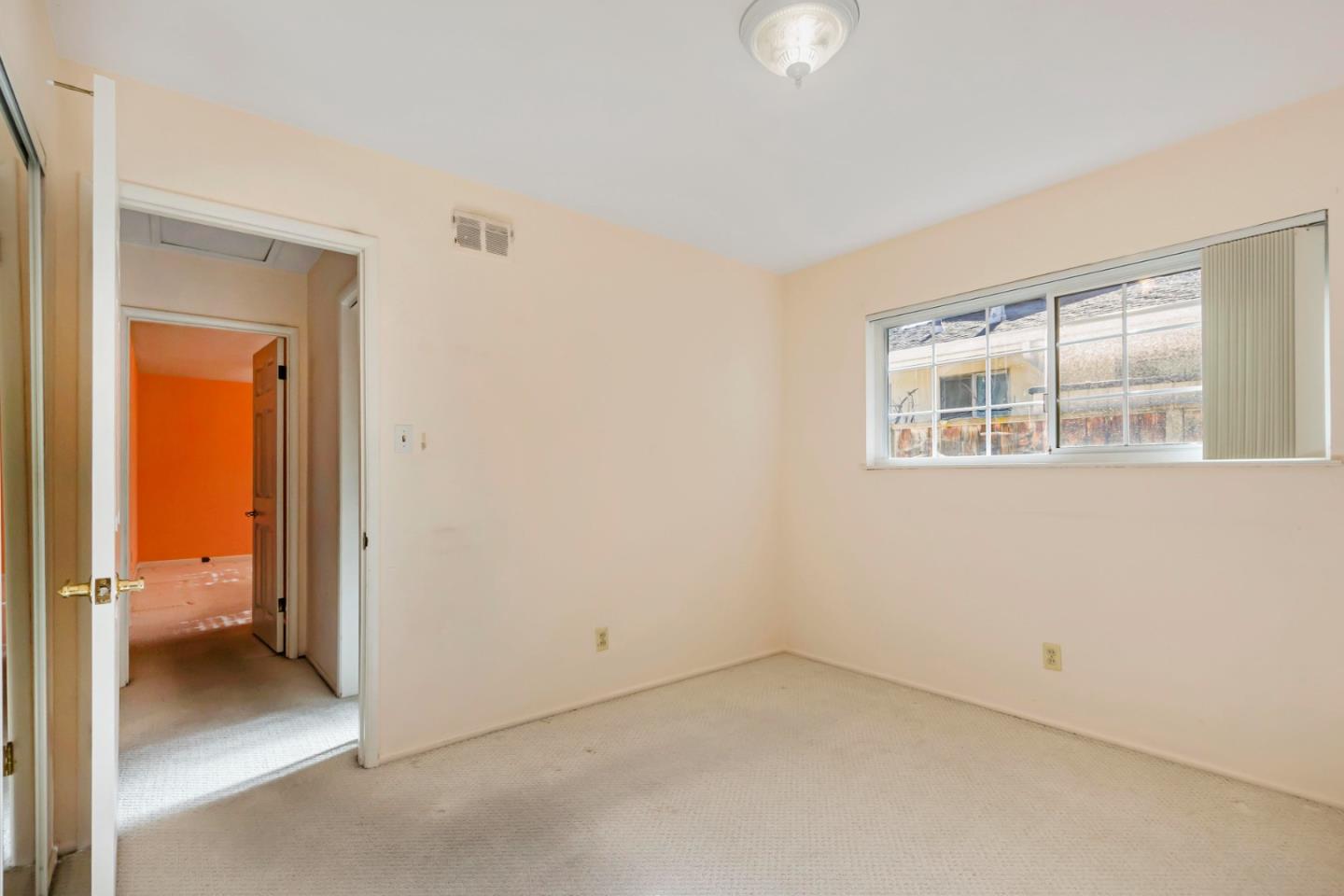 1172 Longfellow AVE