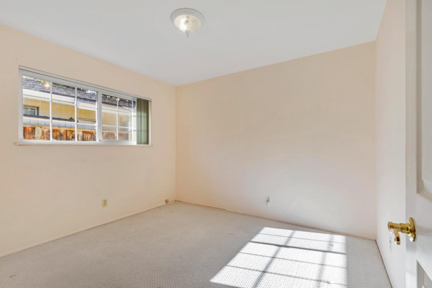 1172 Longfellow AVE