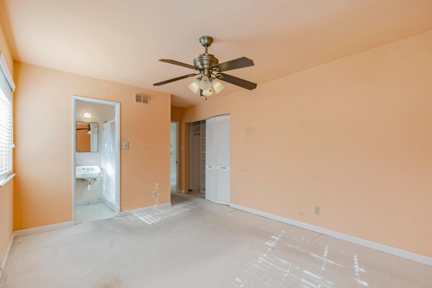 1172 Longfellow AVE