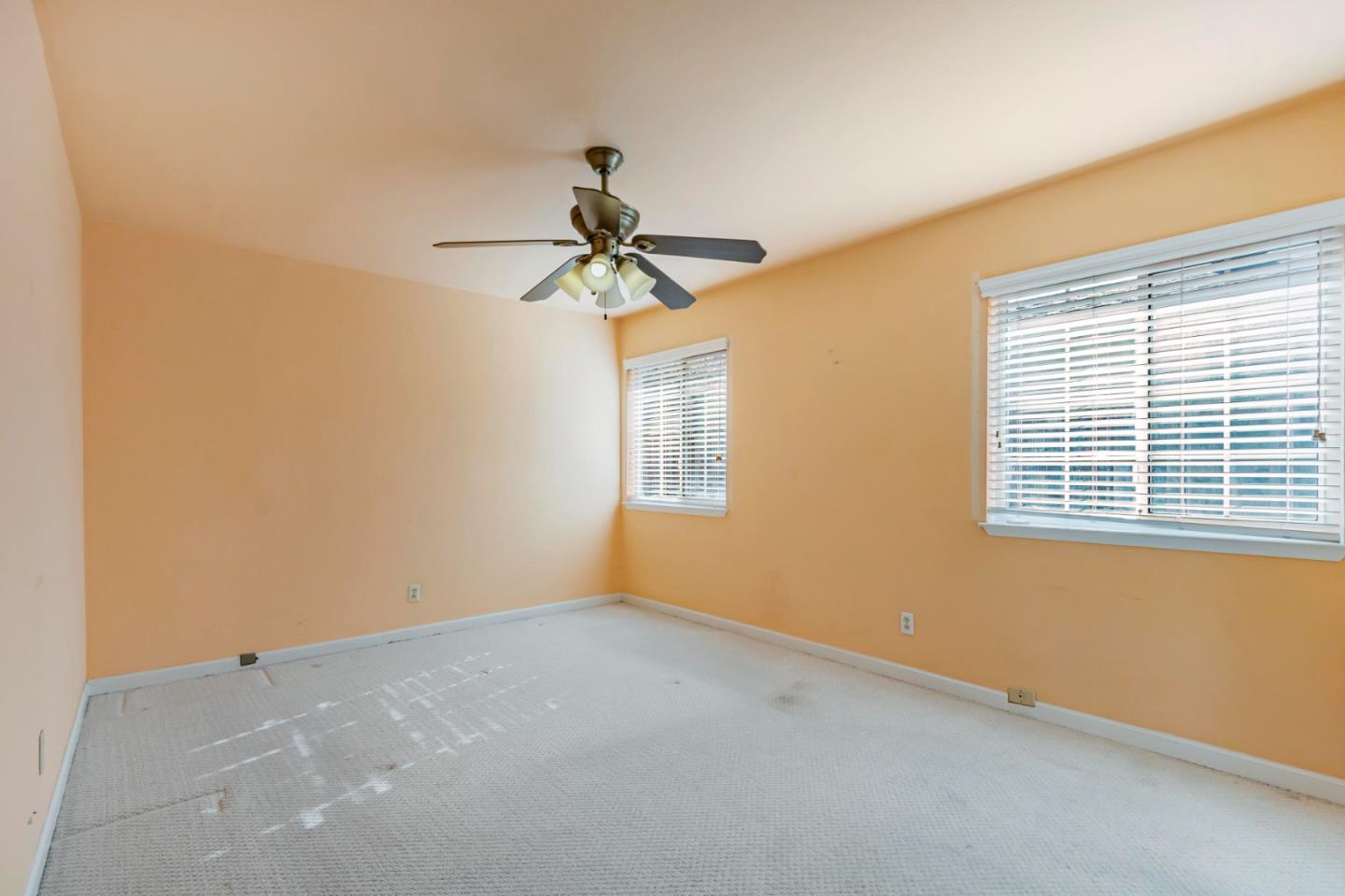1172 Longfellow AVE