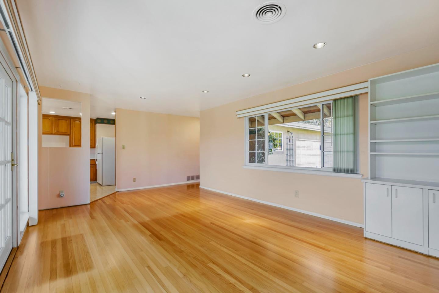 1172 Longfellow AVE
