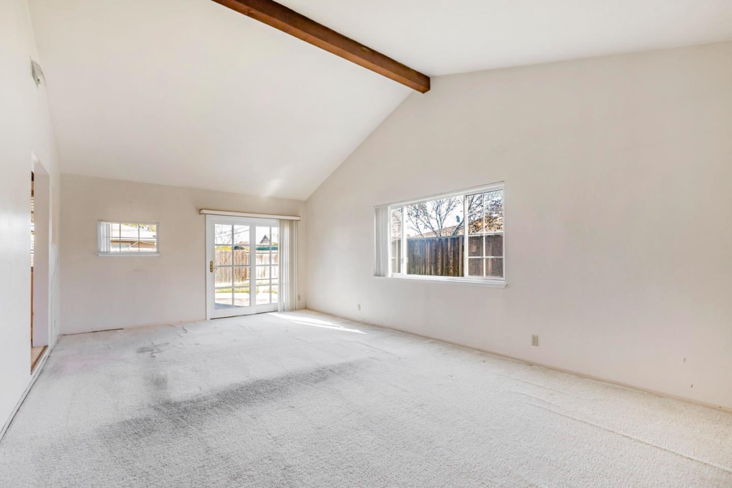 1172 Longfellow AVE