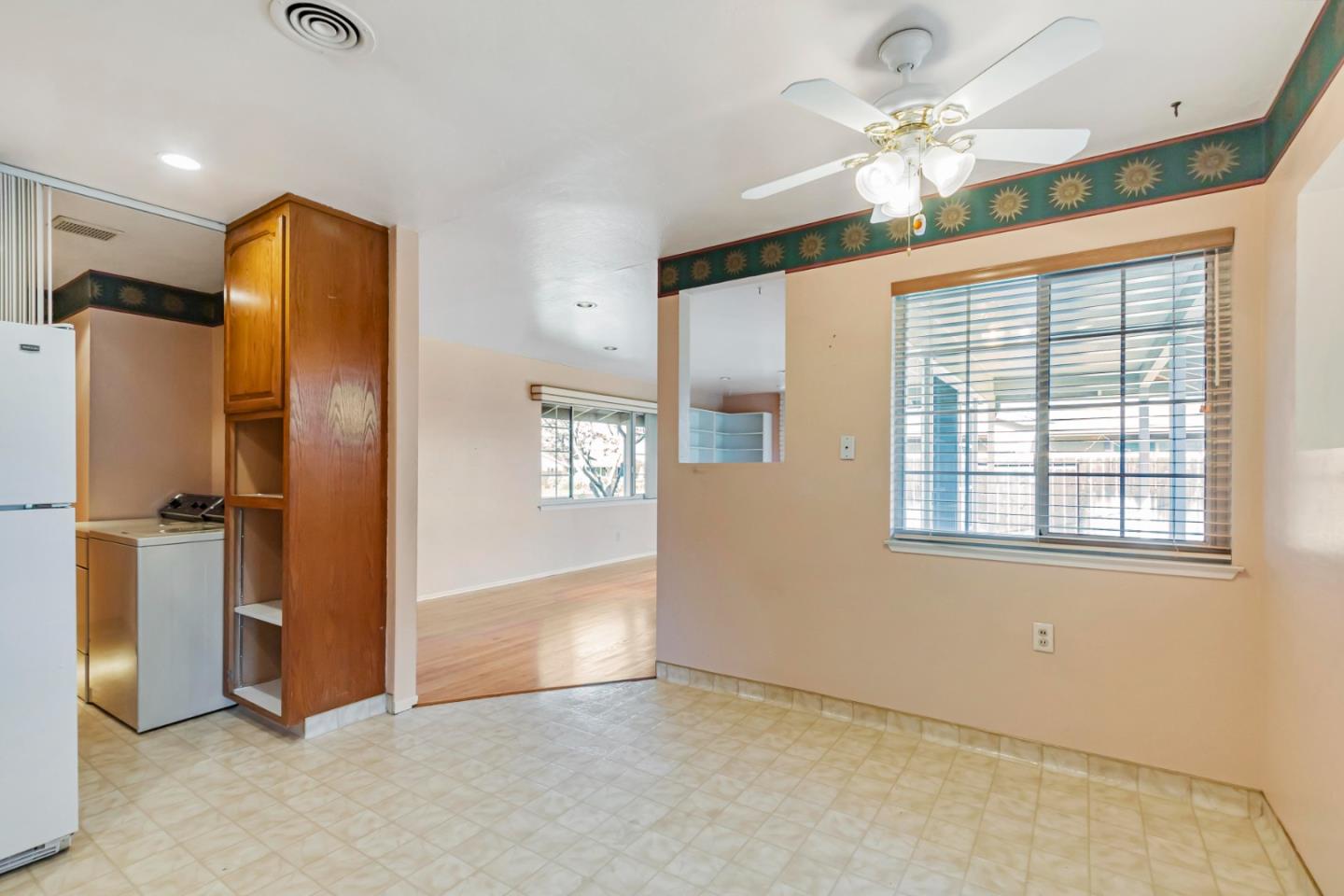 1172 Longfellow AVE