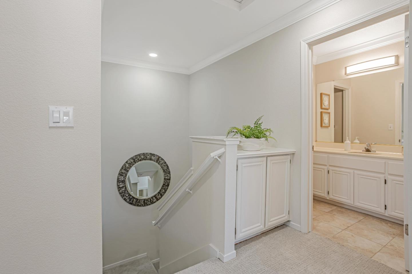 298 Gemstone WAY