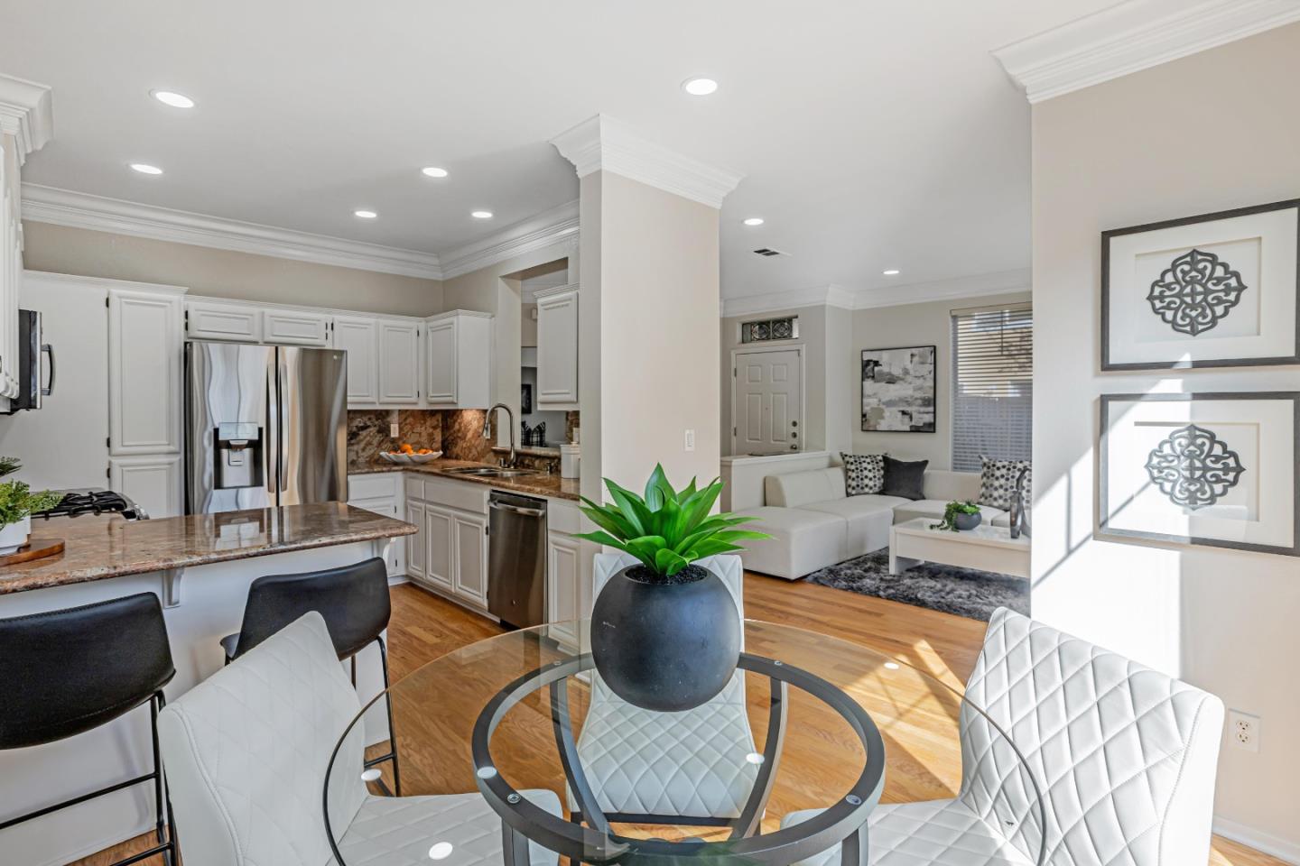 298 Gemstone WAY