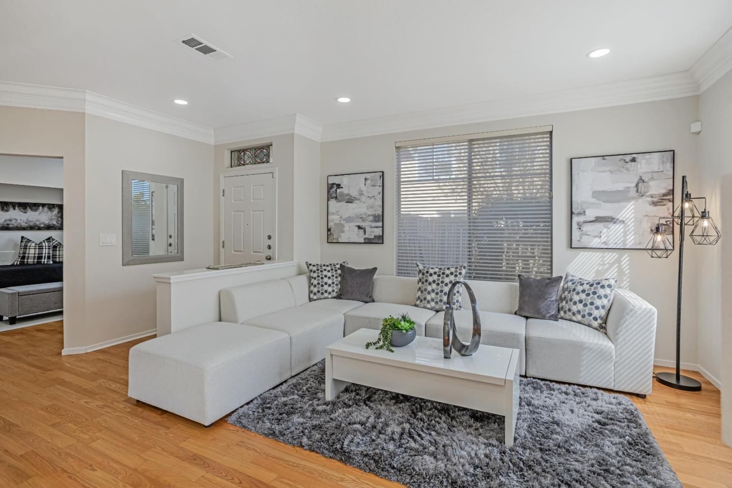 298 Gemstone WAY