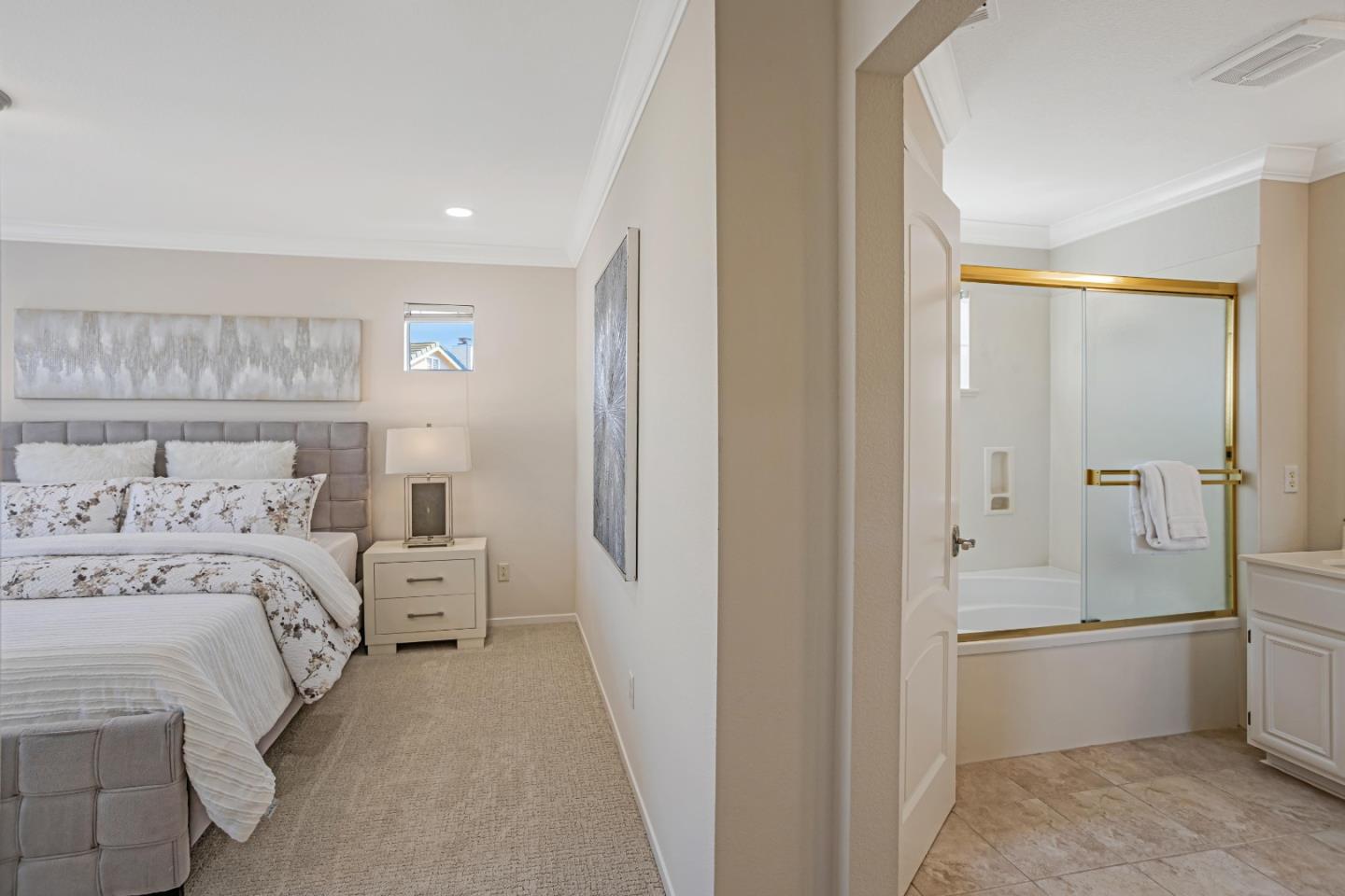 298 Gemstone WAY