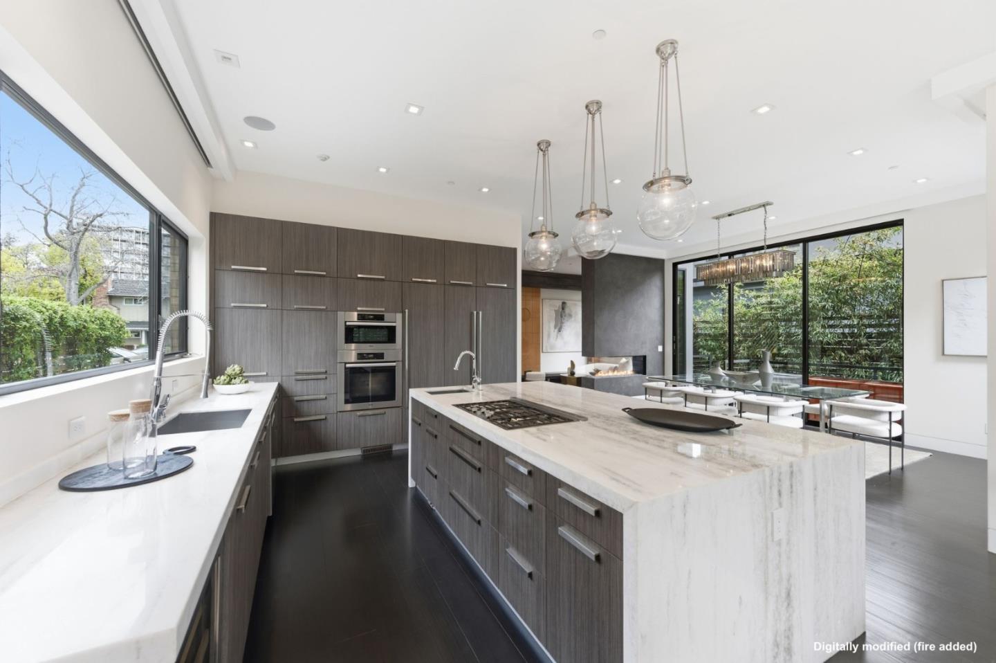 838 Cowper Street