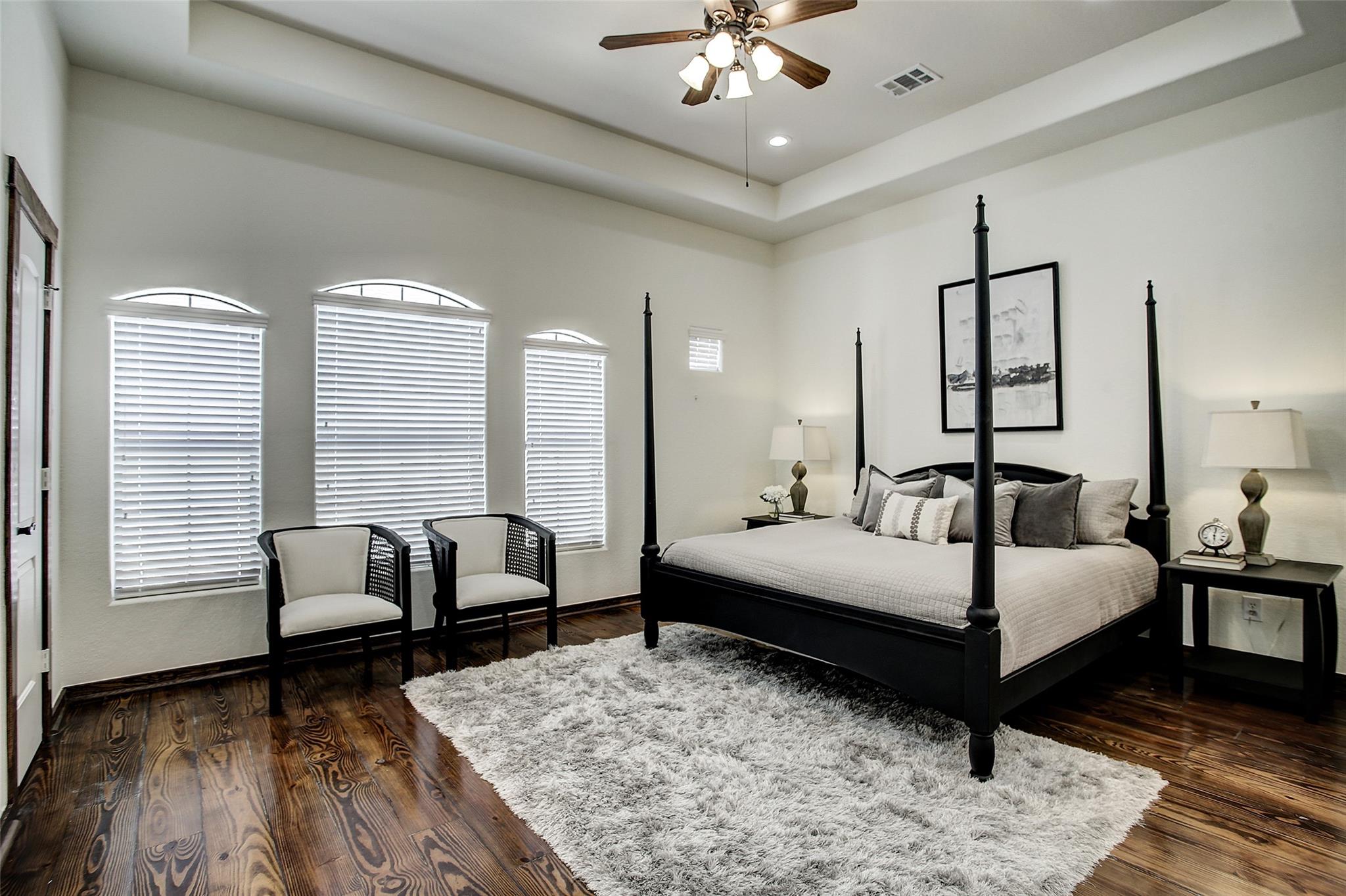 1426 W 21st Street Unit: E