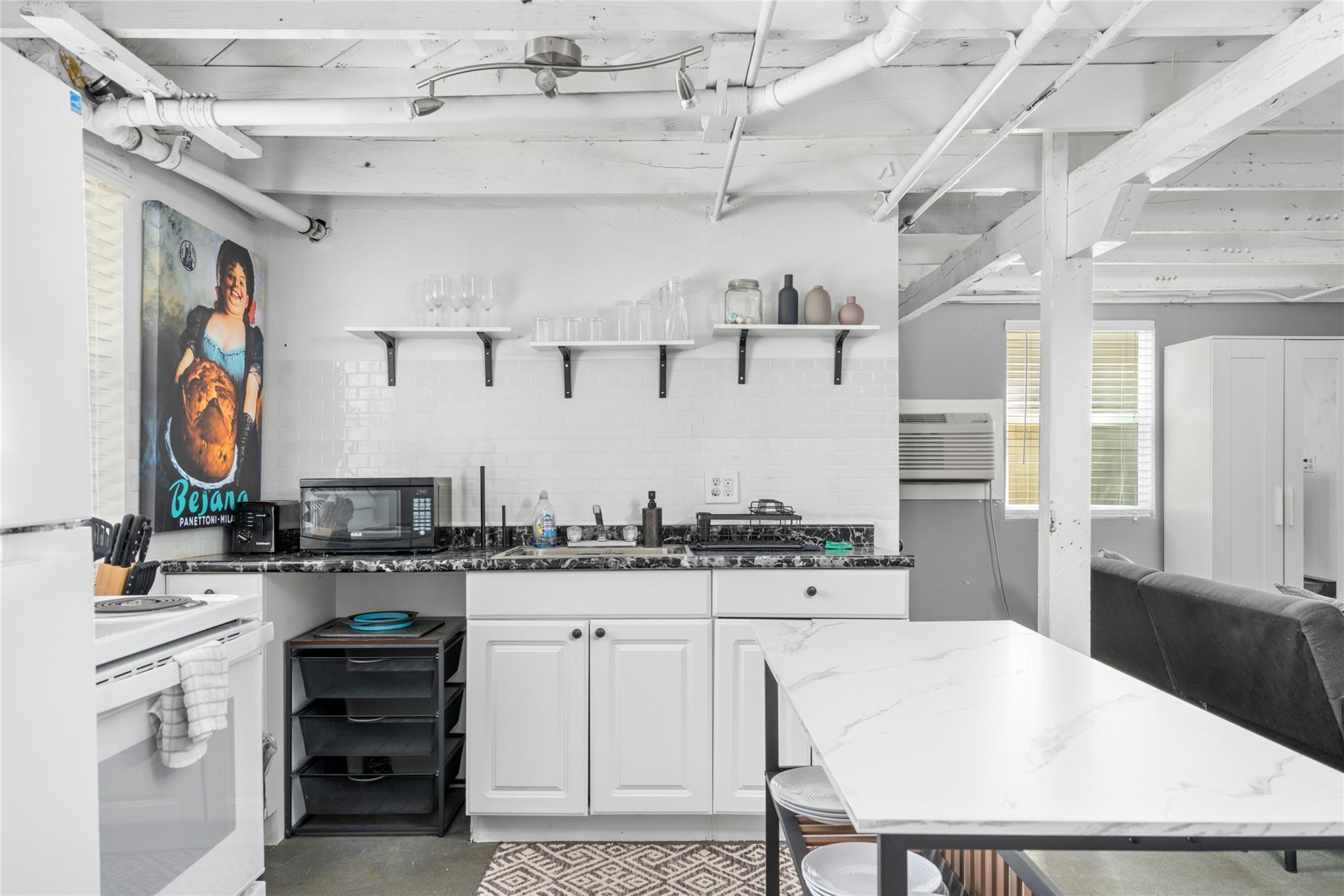 1977 Fairview Avenue # 1