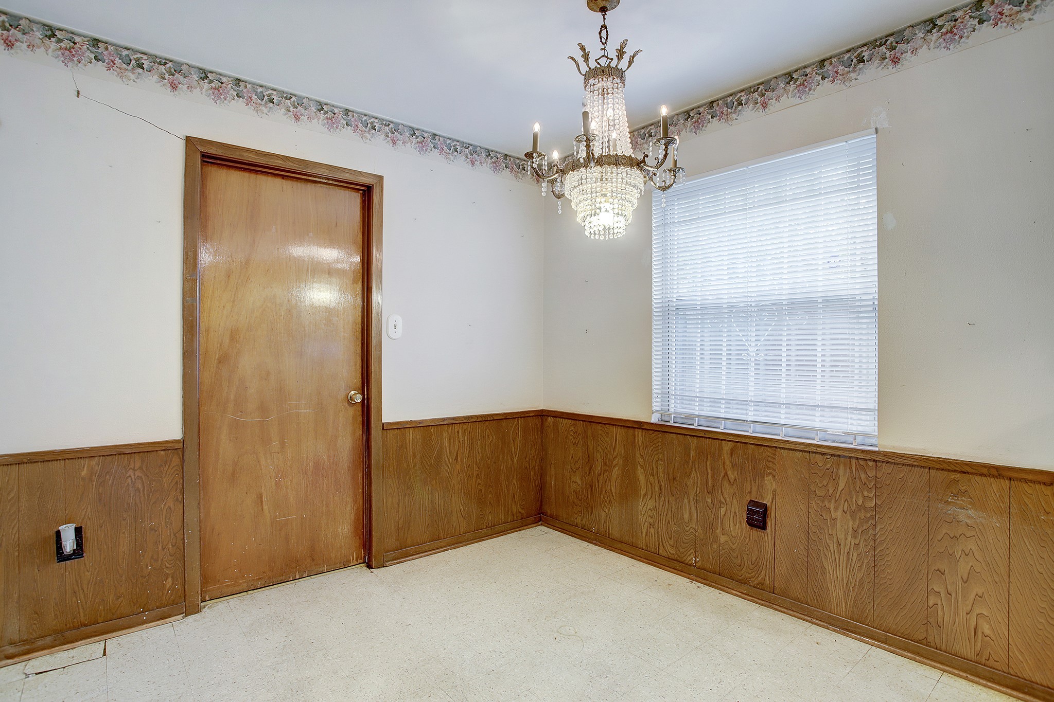 6023 Claridge Drive