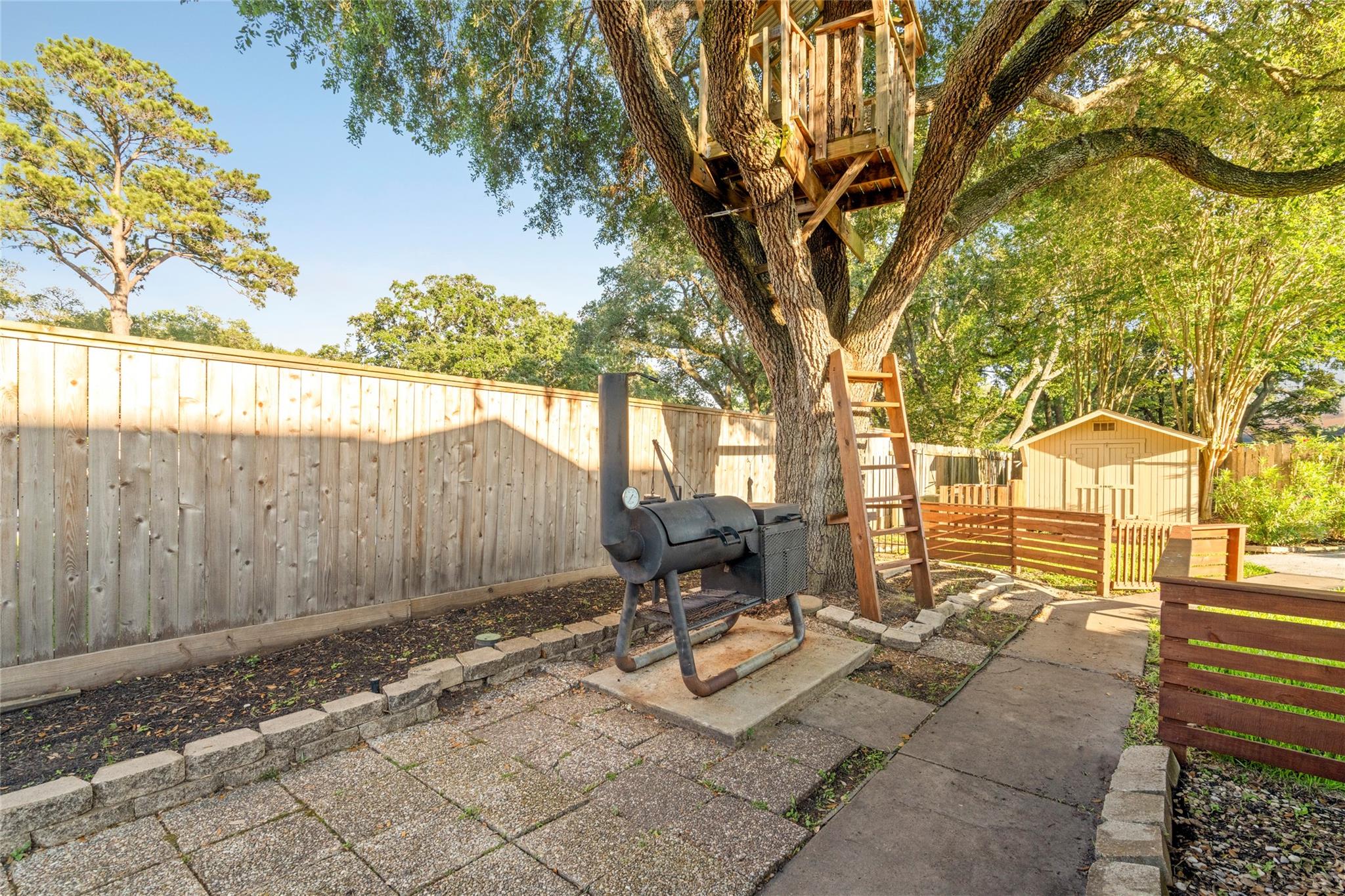 6707 Cedar Street