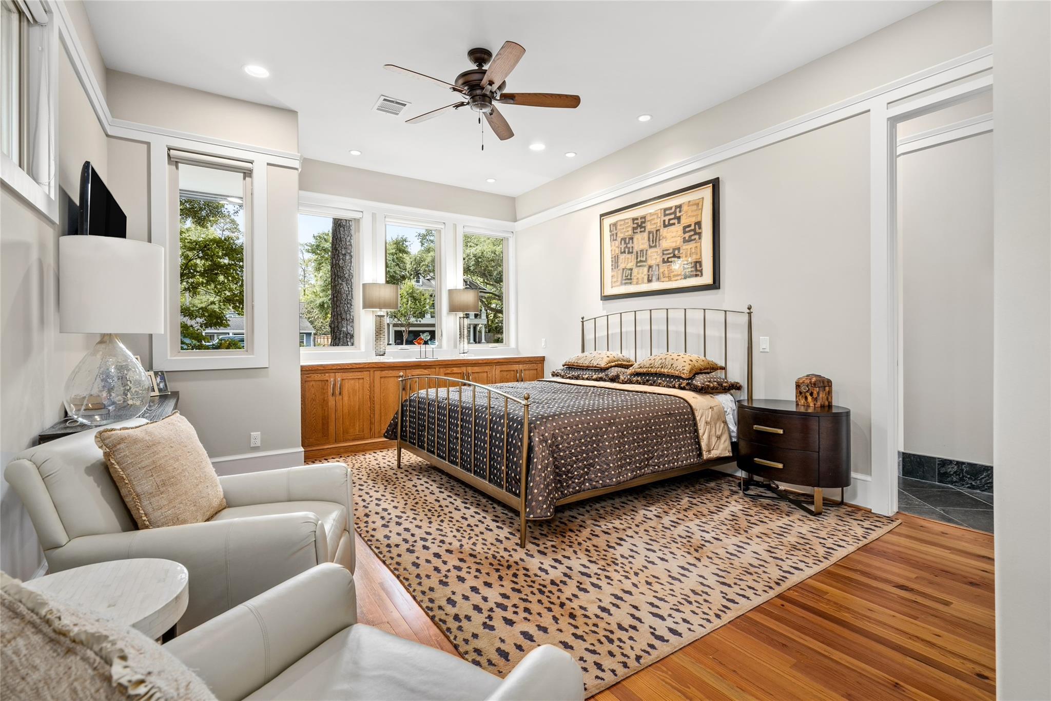 1462 Sue Barnett Drive