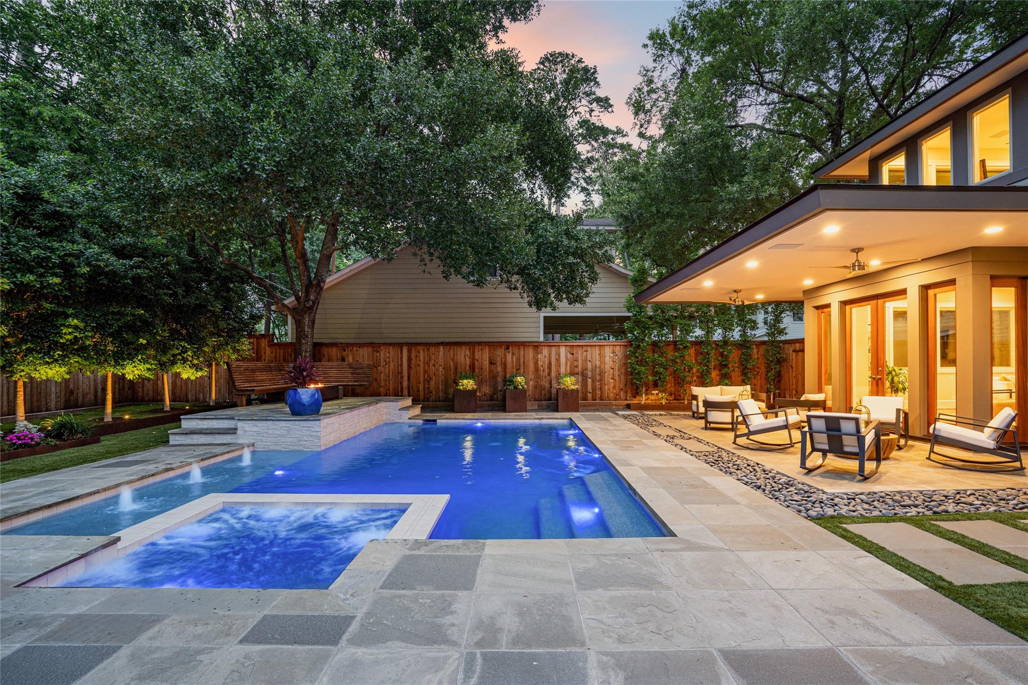 1462 Sue Barnett Drive