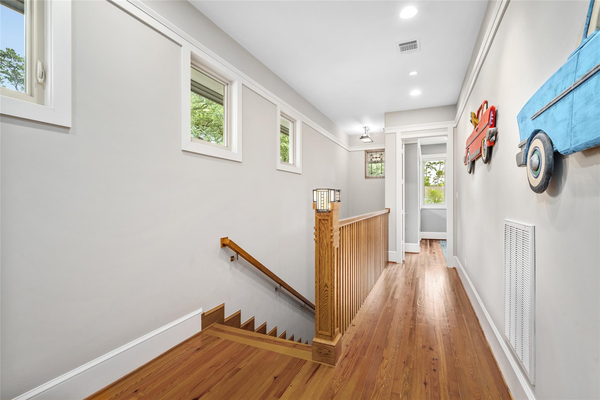 1462 Sue Barnett Drive