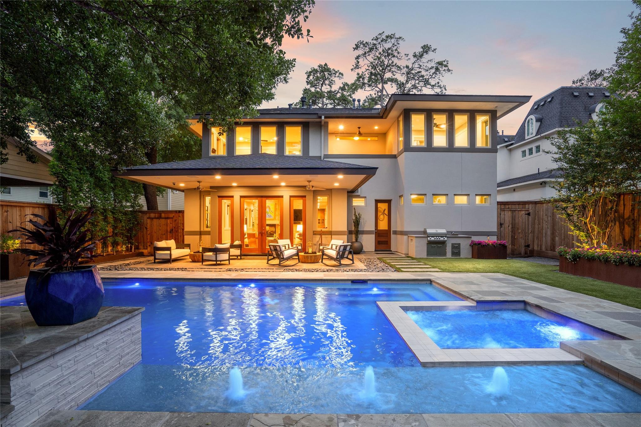 1462 Sue Barnett Drive