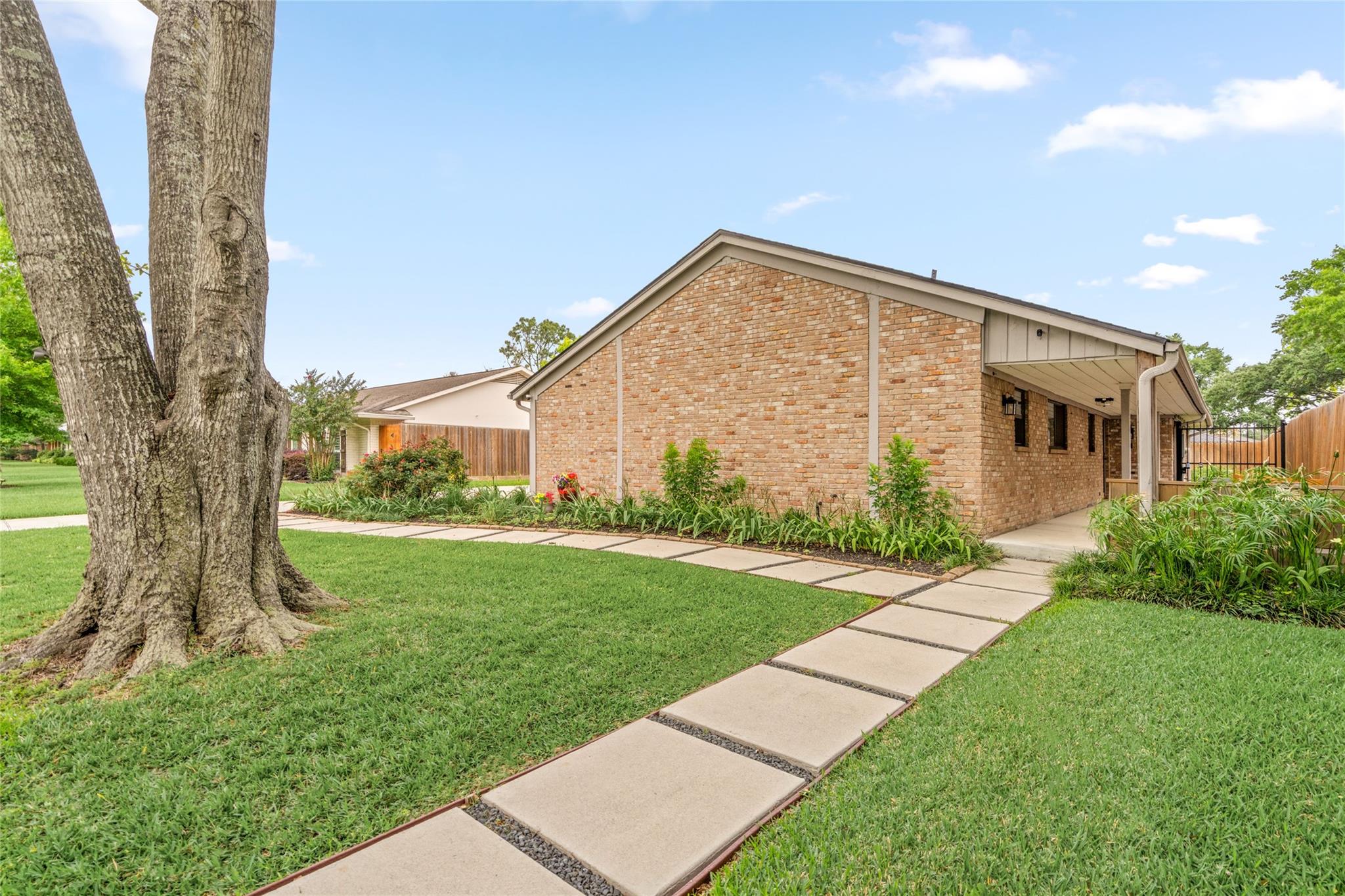 10818 Olympia Drive