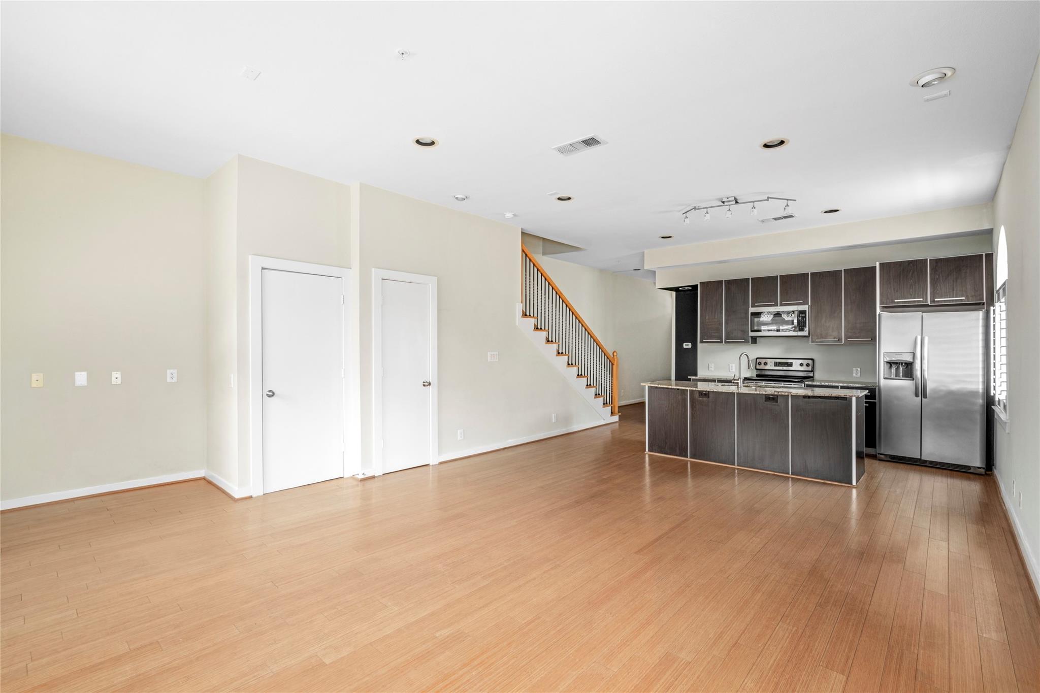 802 Jackson Hill Street # 201