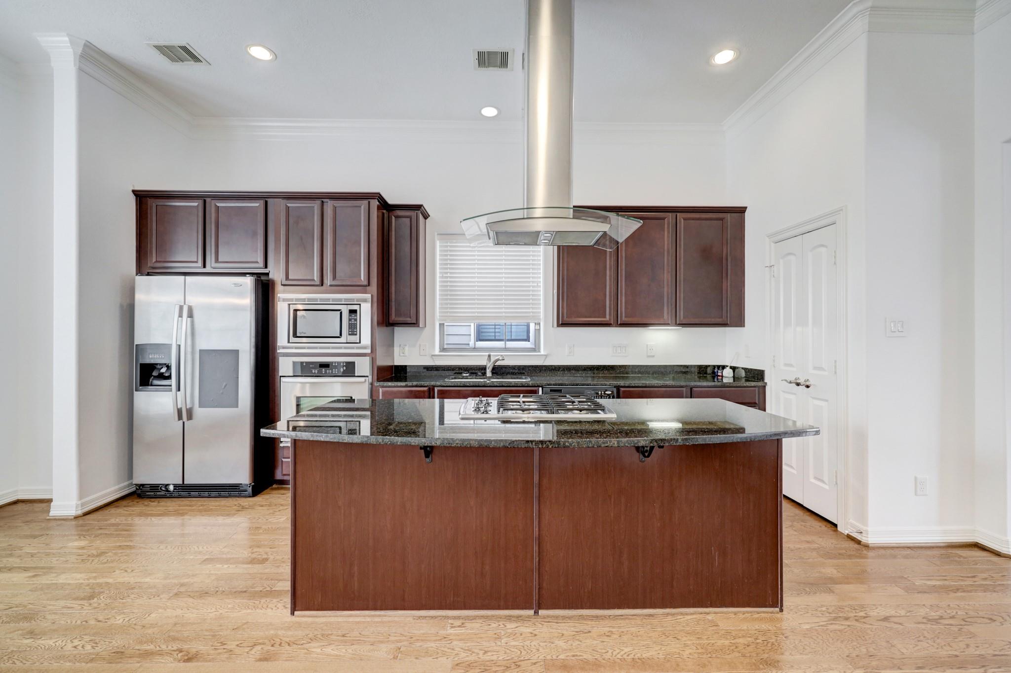 2069 W 14th 1/2 Street