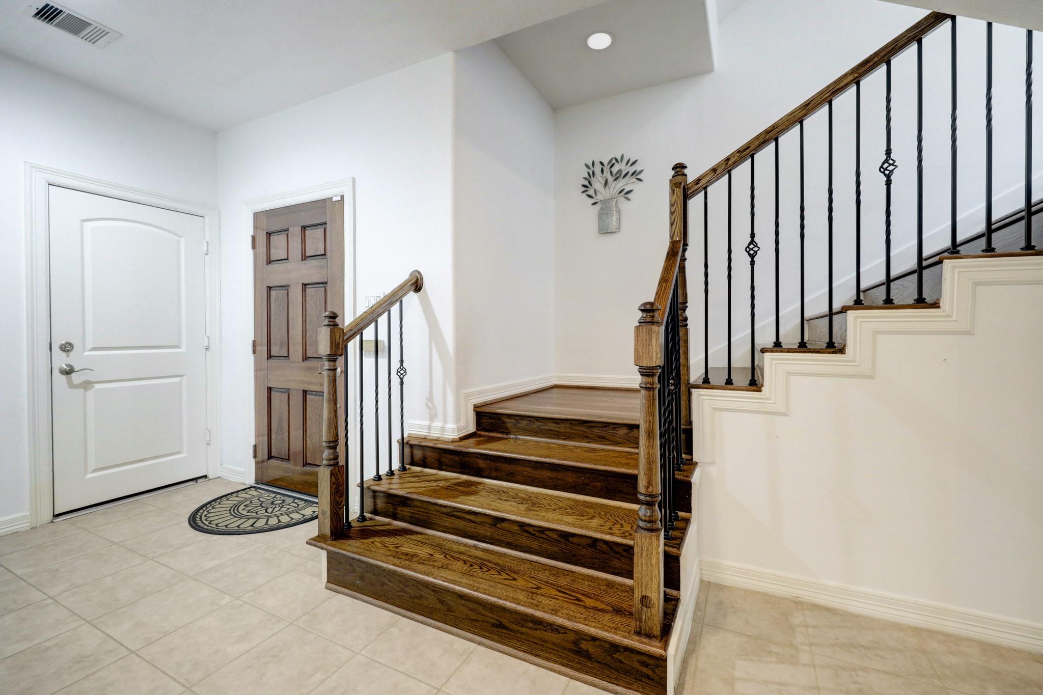2069 W 14th 1/2 Street