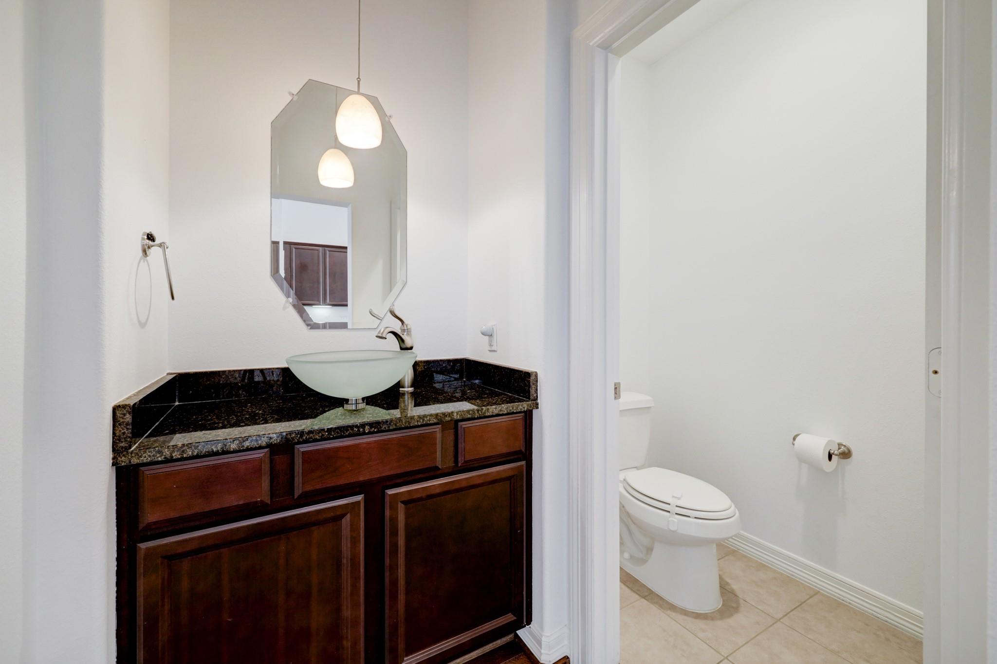 2069 W 14th 1/2 Street