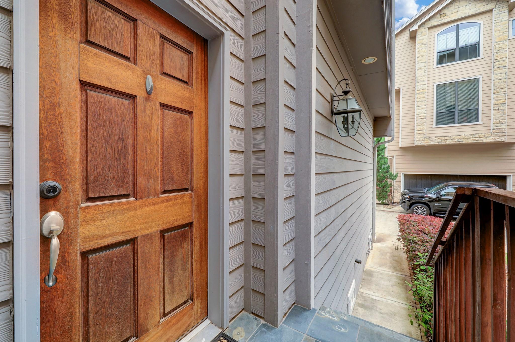 2069 W 14th 1/2 Street