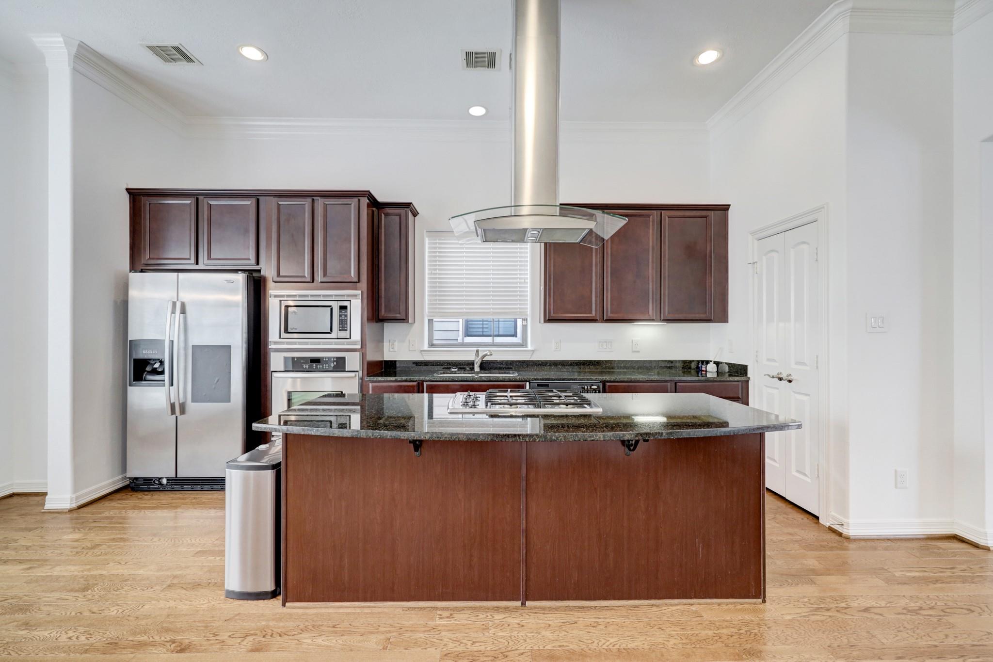 2069 W 14th 1/2 Street