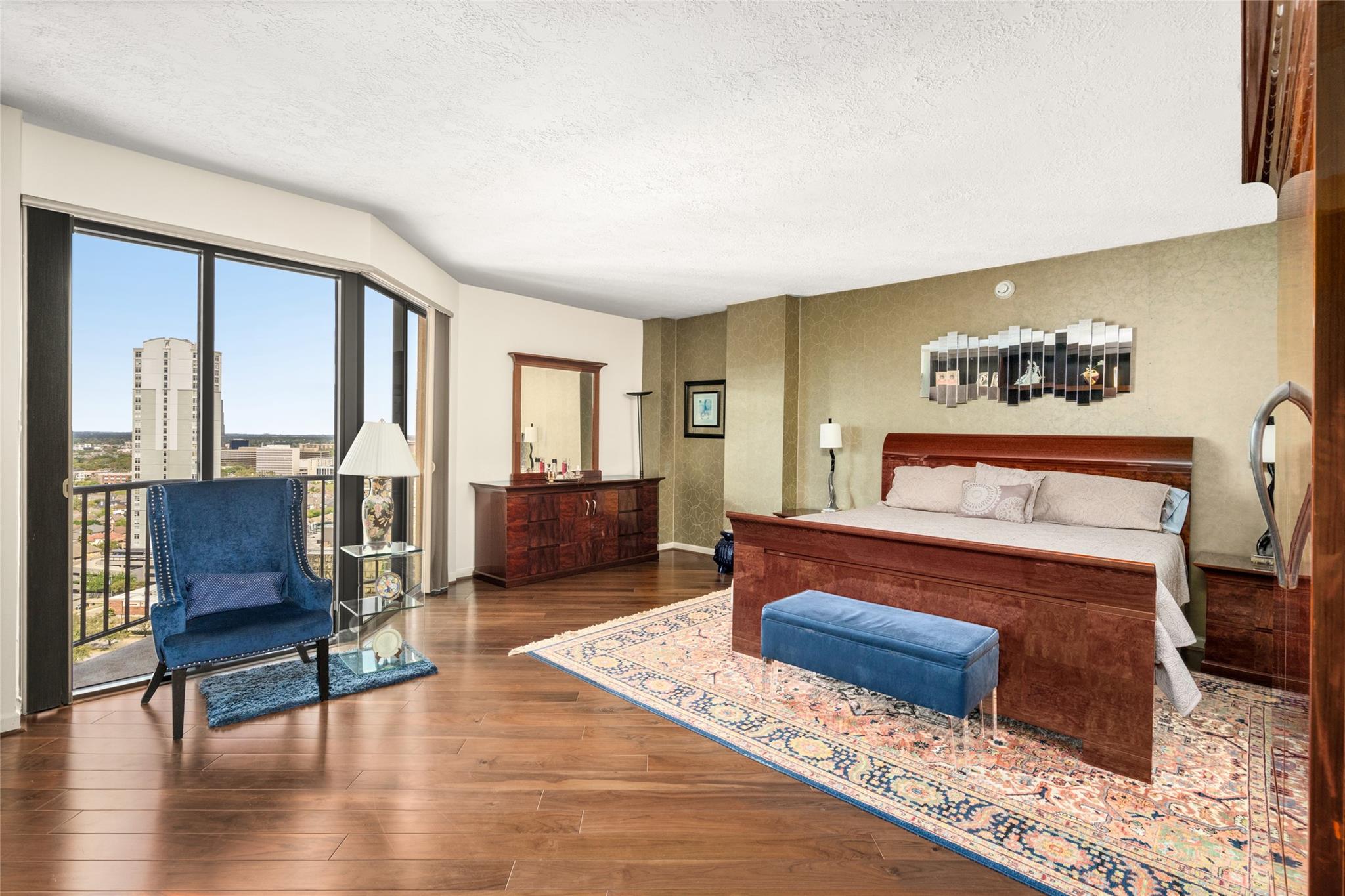 3350 Mccue Road # 2402