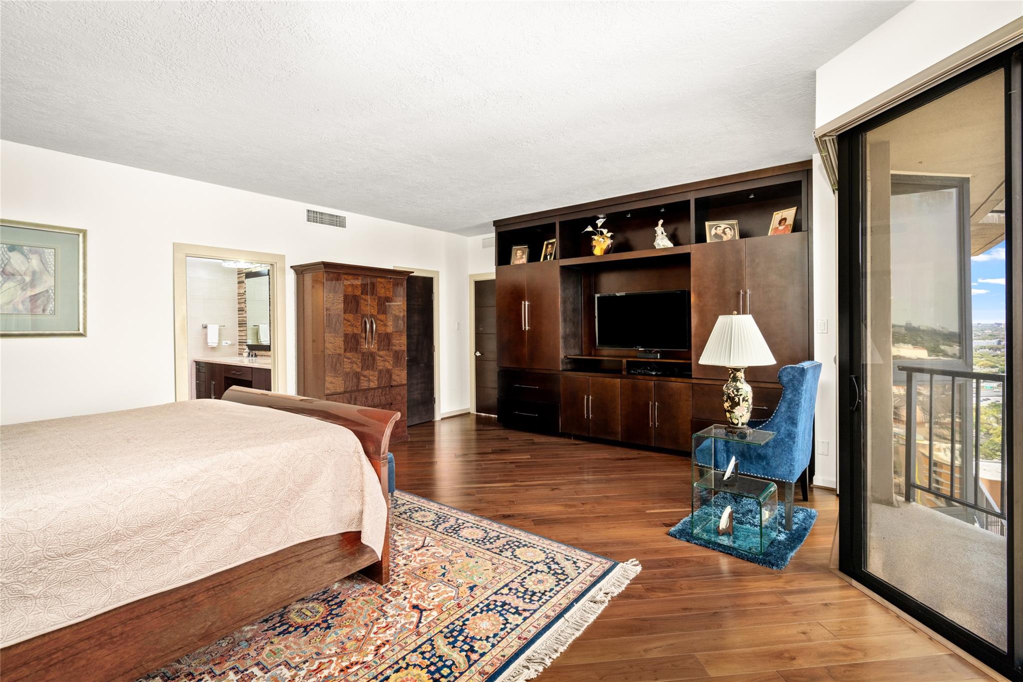 3350 Mccue Road # 2402