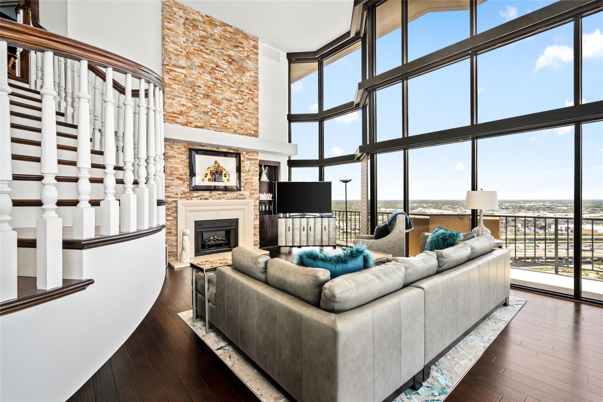 3350 Mccue Road # 2402