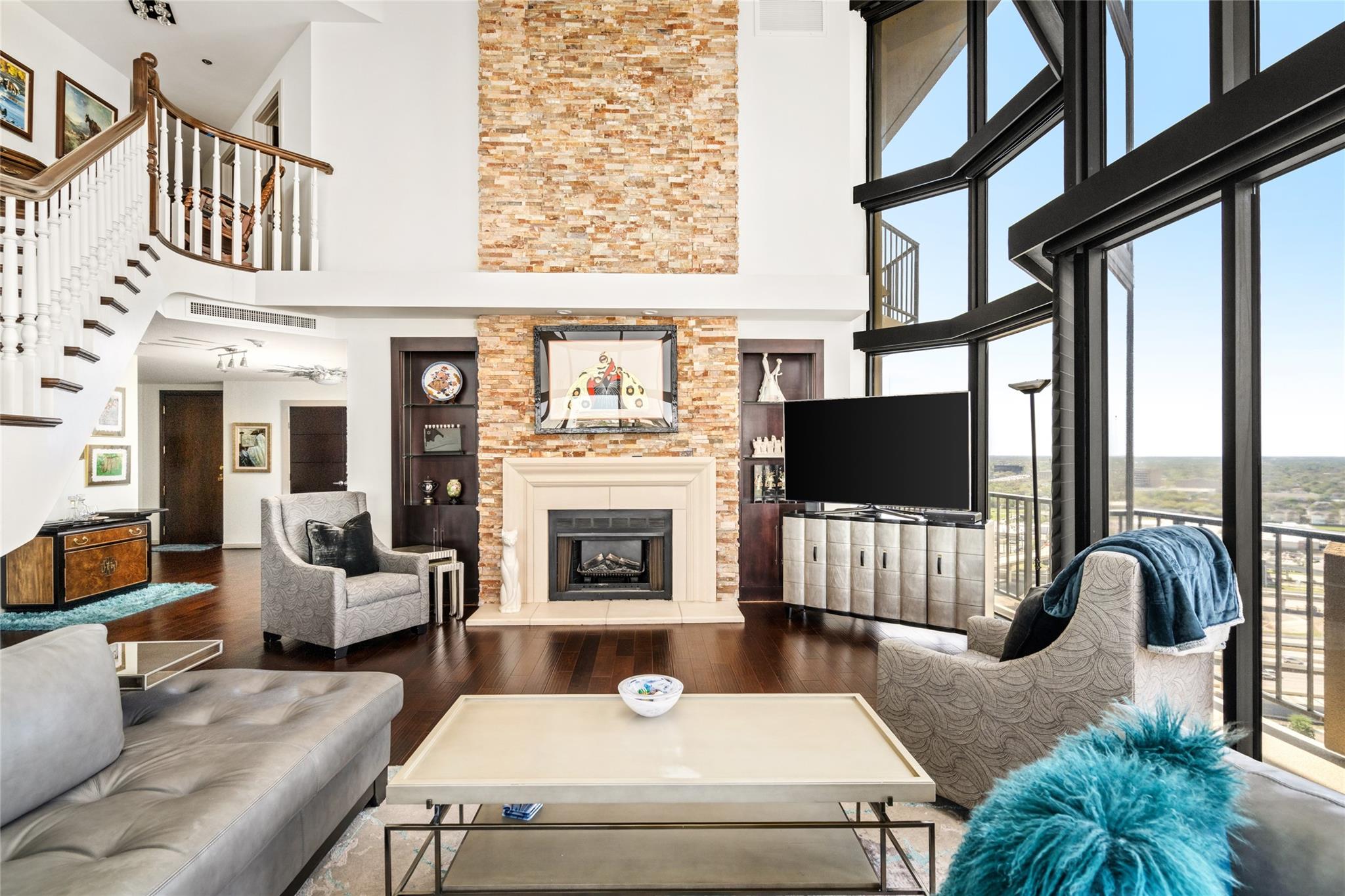 3350 Mccue Road # 2402