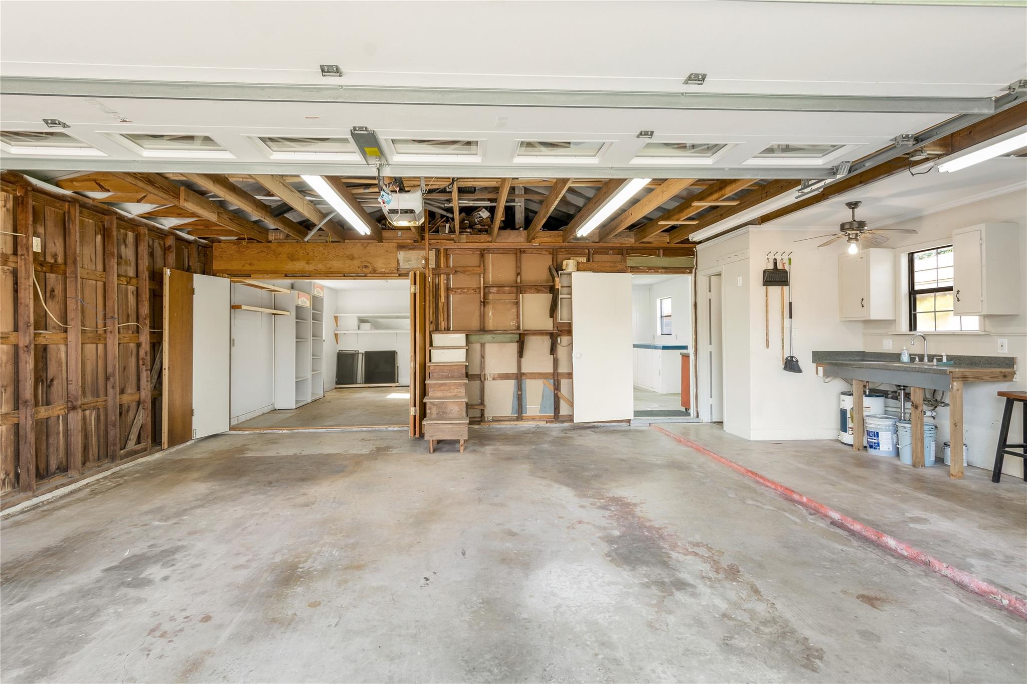 6603 Kury Lane