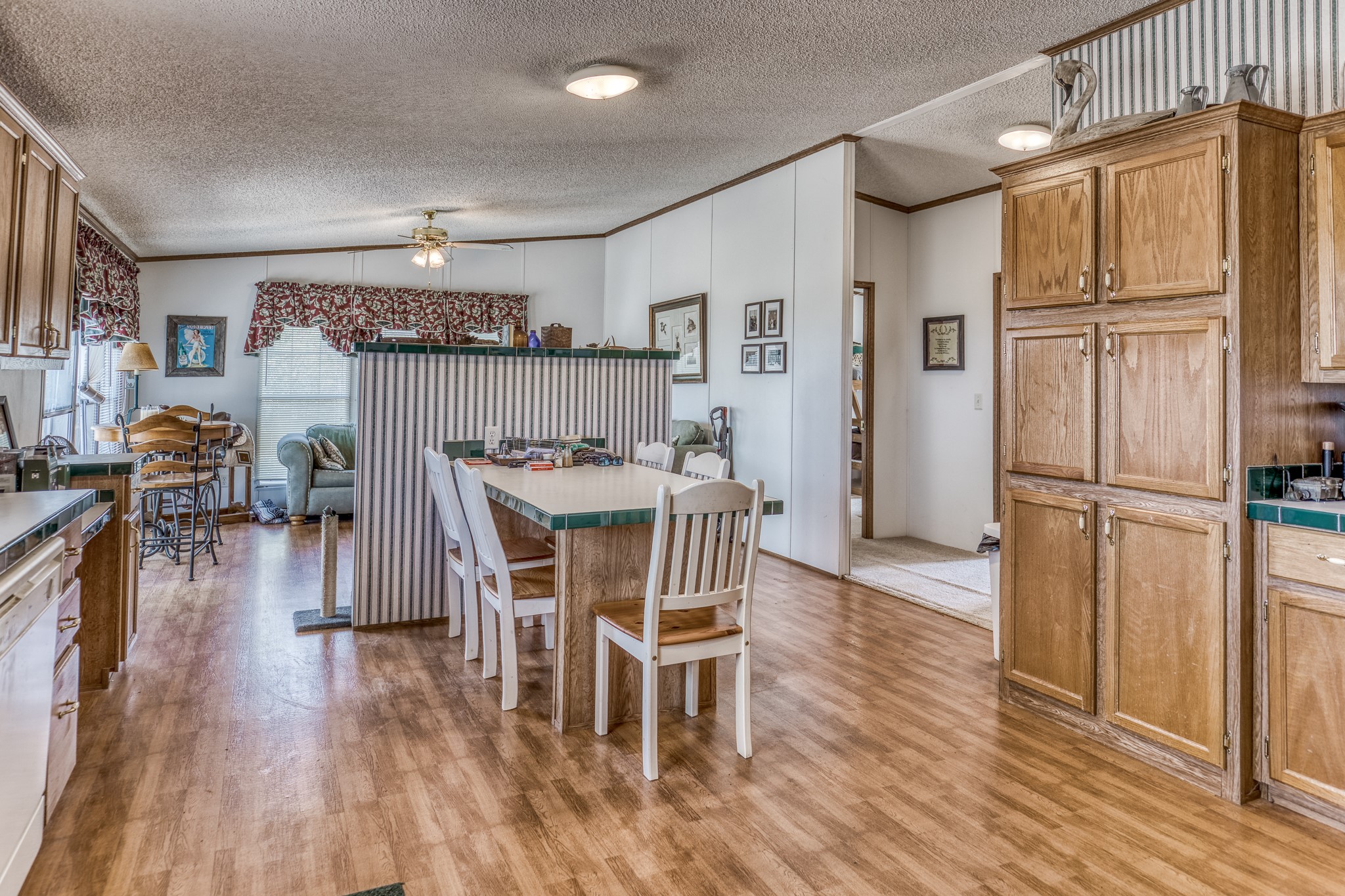687 County Road 340