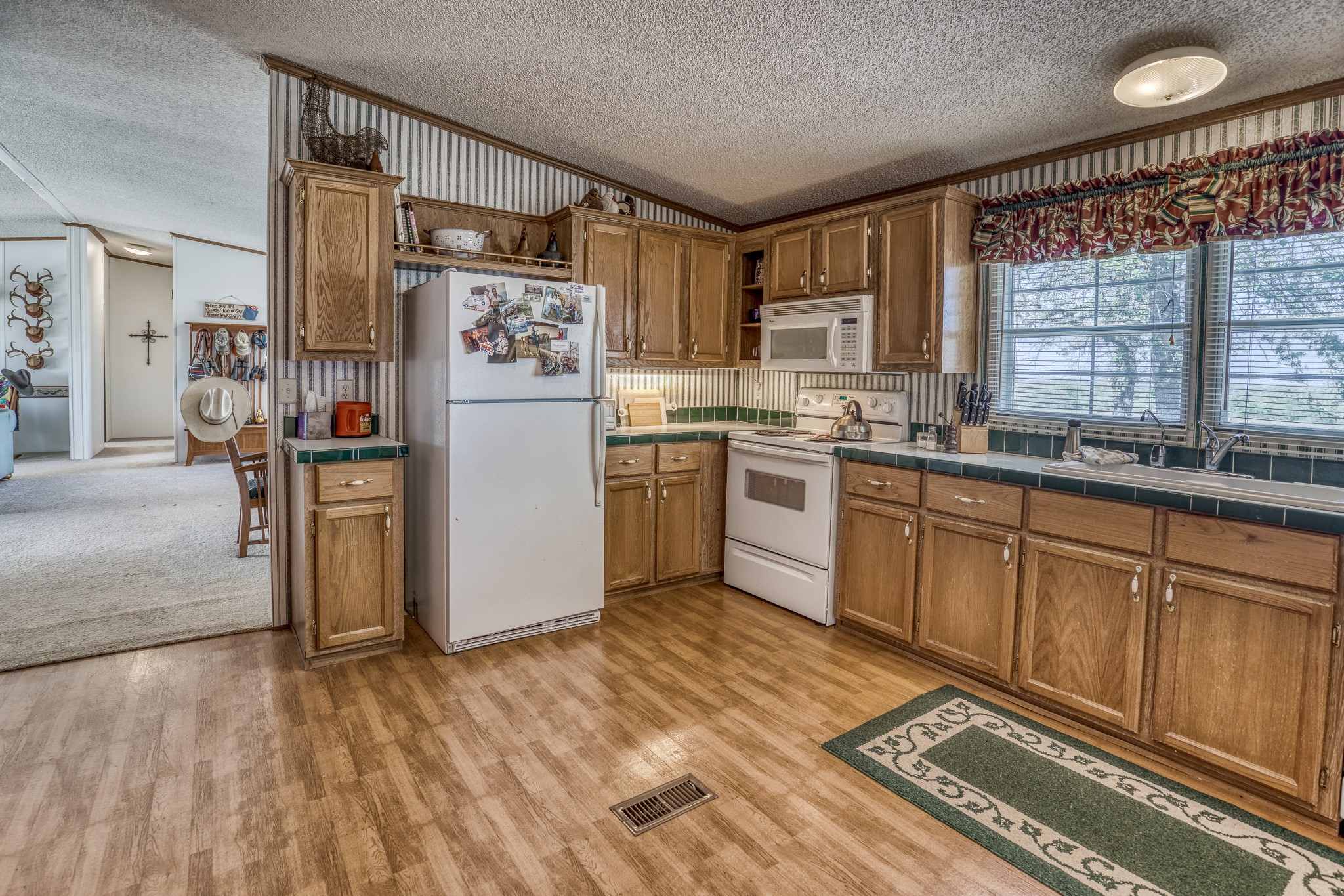 687 County Road 340